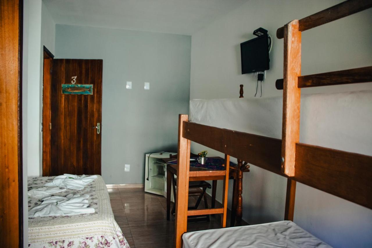 Beira Mar Hostel & Suites Vila do Abraao Bagian luar foto