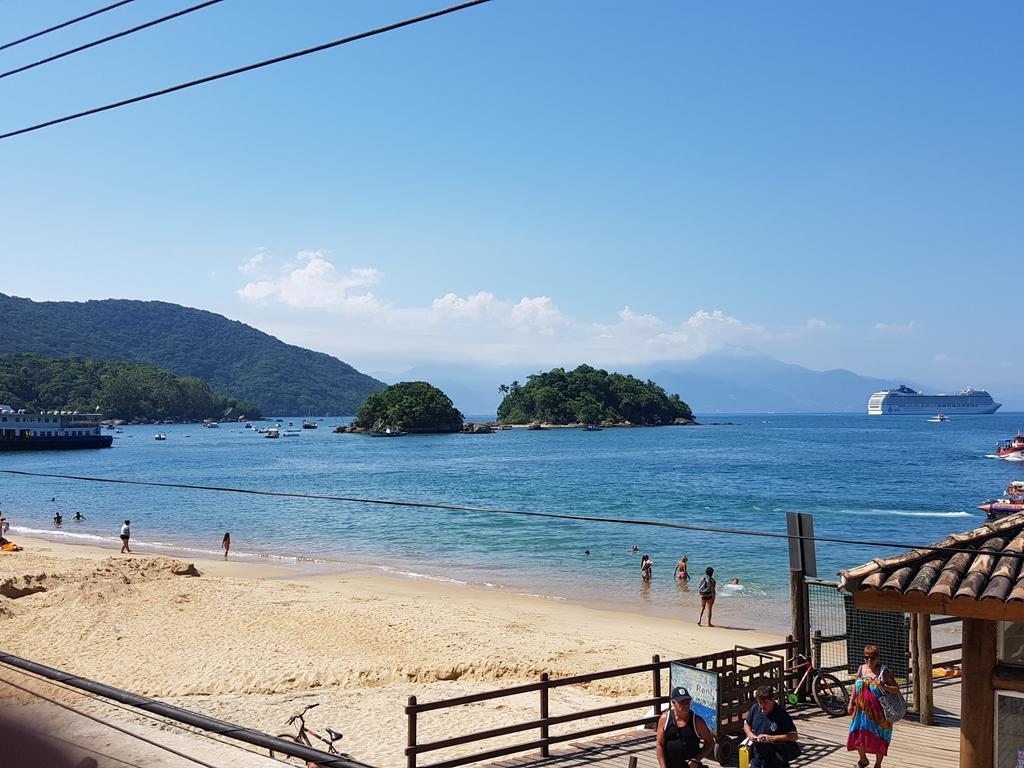 Beira Mar Hostel & Suites Vila do Abraao Bagian luar foto