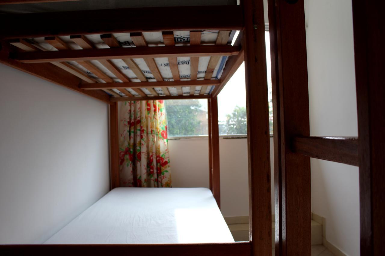Beira Mar Hostel & Suites Vila do Abraao Bagian luar foto